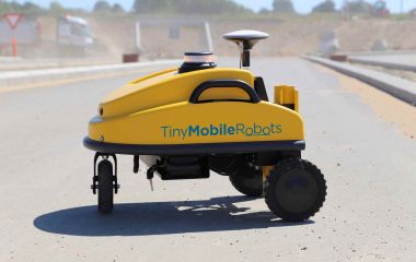 Нова модель мобільного робота для розбивки TinySurveyor Plotter