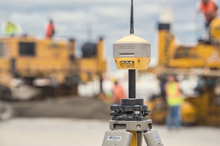 ГНСС приймач TOPCON HR GPS/GLONASS GSM/UHF/Long-Range Bluetooth